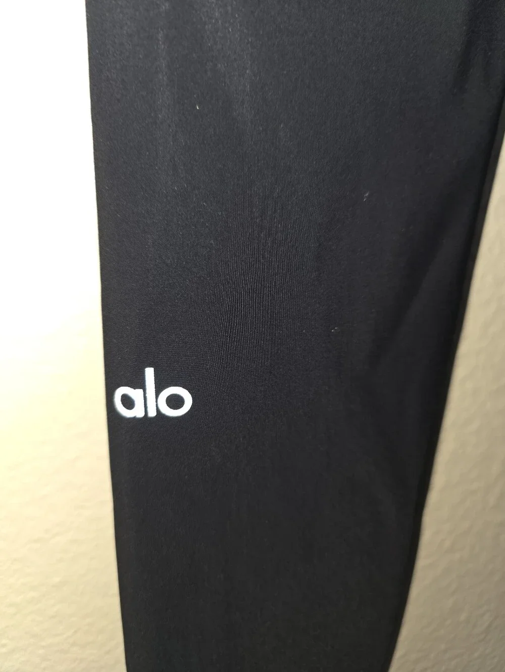 ALO Yoga questions leave